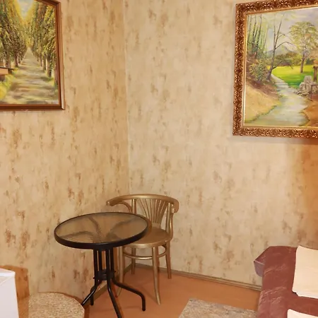 Arany Dio Fogado * Eger