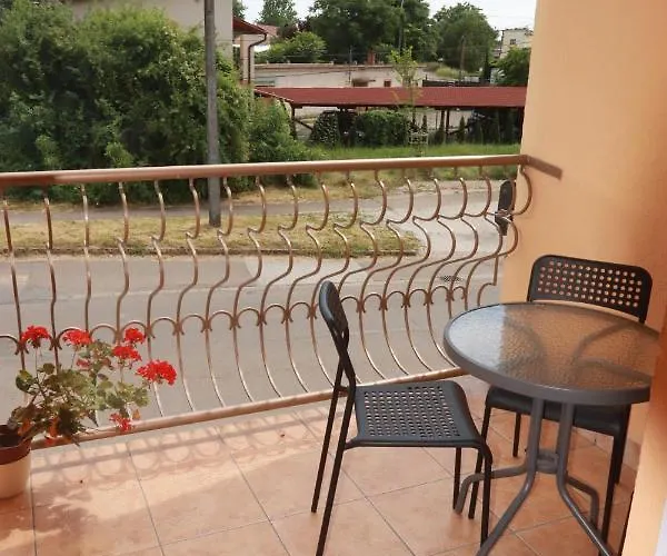 Gazde/Camere de închiriat Arany Dio Fogado